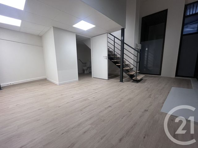 commerce à louer - 42.0 m2 - BERGERAC - 24 - AQUITAINE - Century 21 Immotion